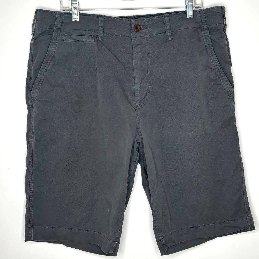 American Eagle Next Level Flex Longer Length Mens Shorts Sz 36 Dark Gray